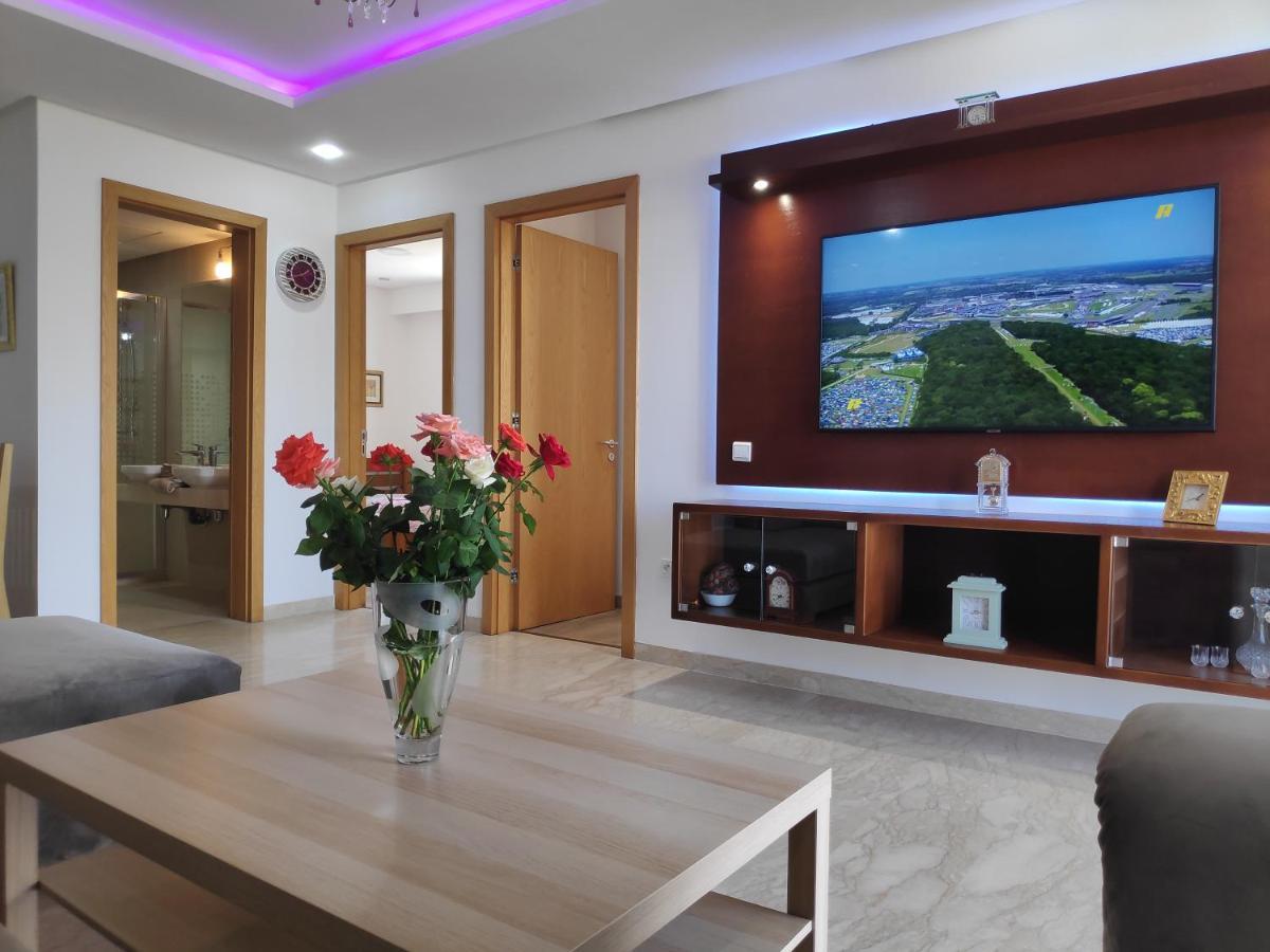 La Marina Luxury Apartment Fully Furnished Free Wifi, High Standard Residence, Amazing Prime Location Close To Restaurants, Transport, Beach And Bouregreg River Salé Buitenkant foto