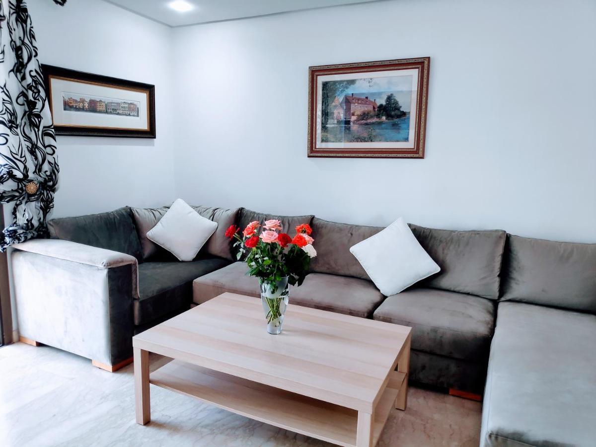 La Marina Luxury Apartment Fully Furnished Free Wifi, High Standard Residence, Amazing Prime Location Close To Restaurants, Transport, Beach And Bouregreg River Salé Buitenkant foto